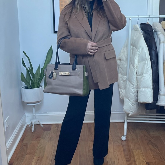 Coach Swagger Carryall Colorblock Leather Tote Satchel STONE Green Navy - Picture 2 of 15